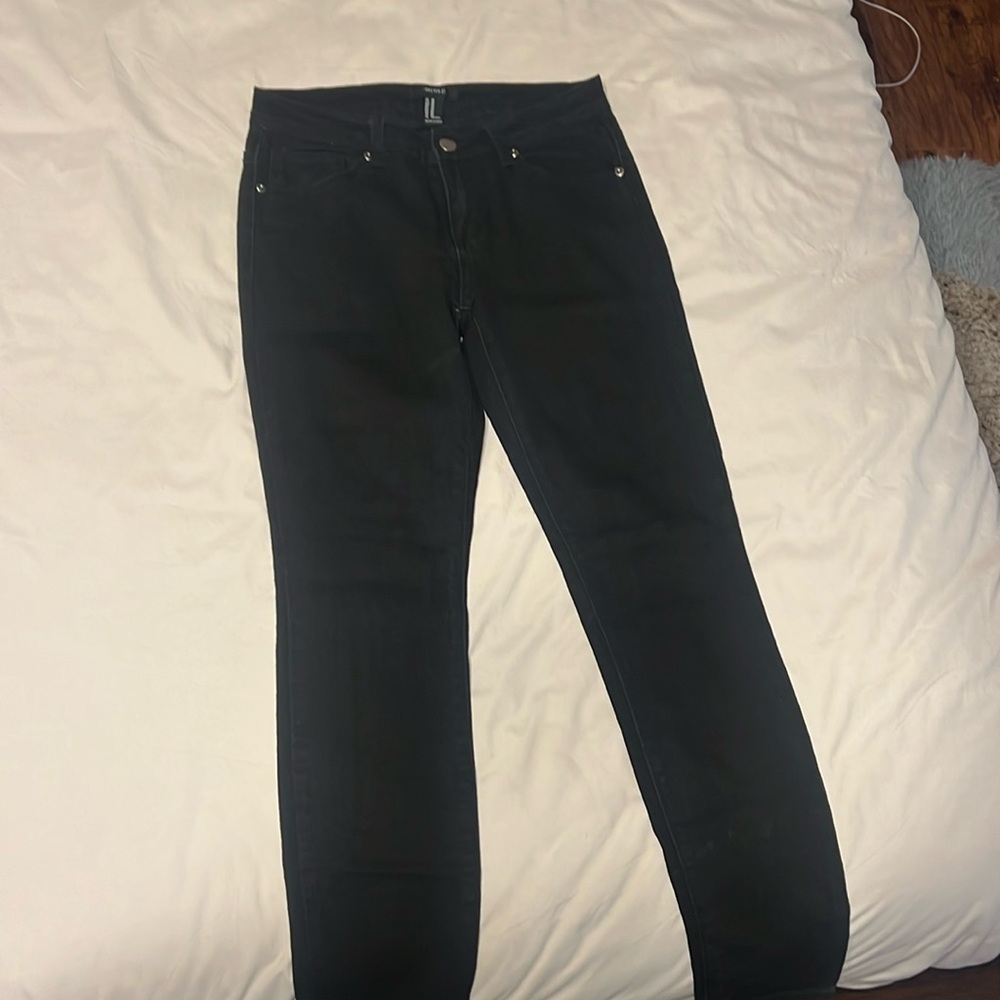 Forever 21 black jeans size 26